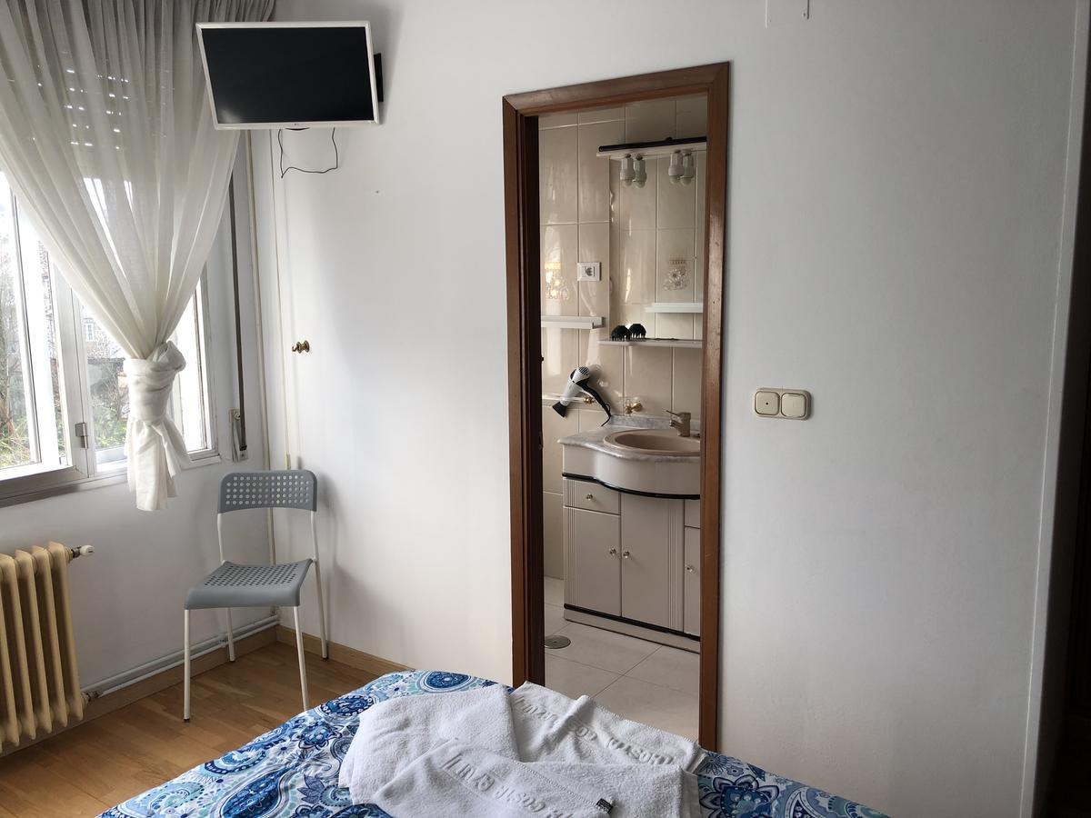 Hostal Costa Azul Santiago de Compostela Exterior foto